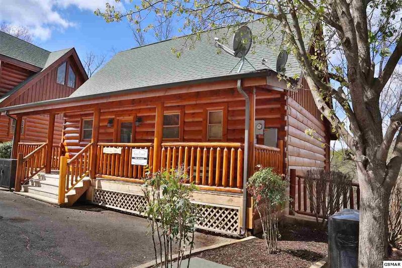1932 Cougar Crossing Way #WILDADVENTURE, Sevierville, TN 37876