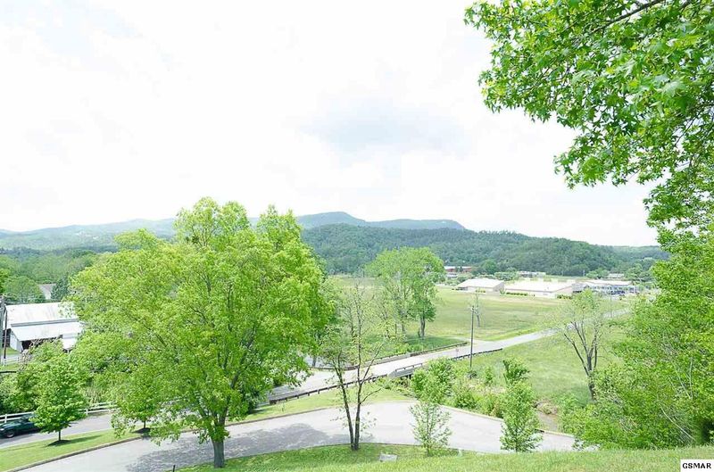 16 Mountain Lodge Way Lot 5, Sevierville, TN 37862