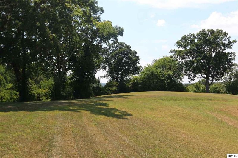 18 Crystal View Dr Lot 8, Sevierville, TN 37876