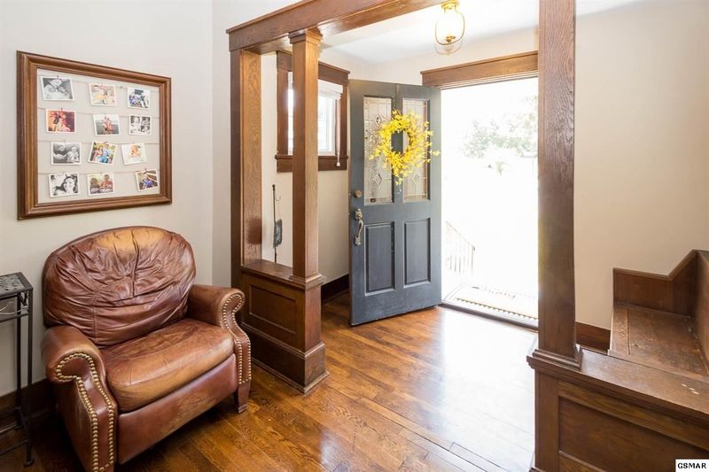 700 Adella Ave, Sevierville, TN 37862