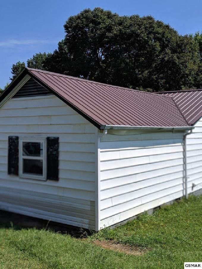 813 Sapphire Rd, Knoxville, TN 37919