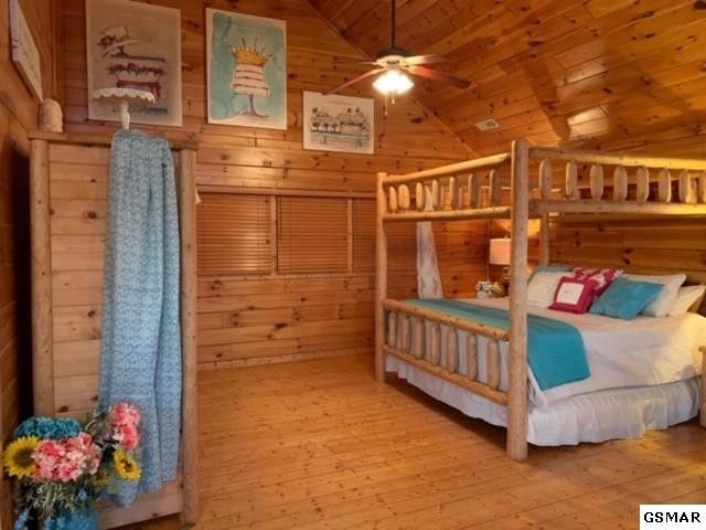 2250 Lone Eagle Dr, Sevierville, TN 37876