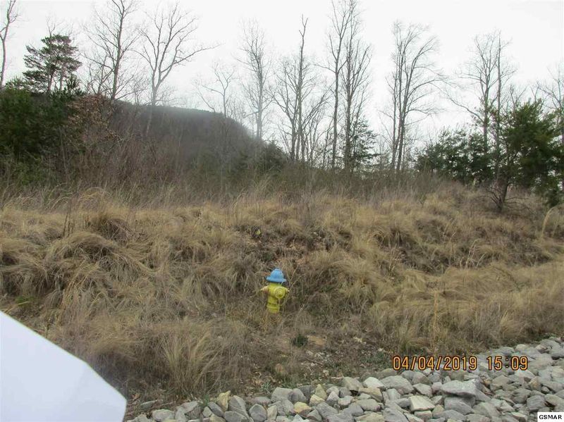 30 Summit Trails Dr Lot 30, Sevierville, TN 37862