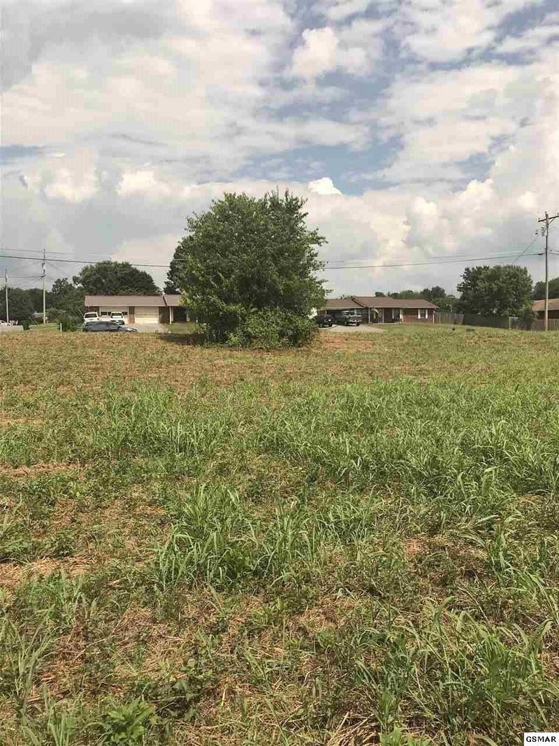 2 Rivers Edge Ln Lot 2, Sevierville, TN 37862