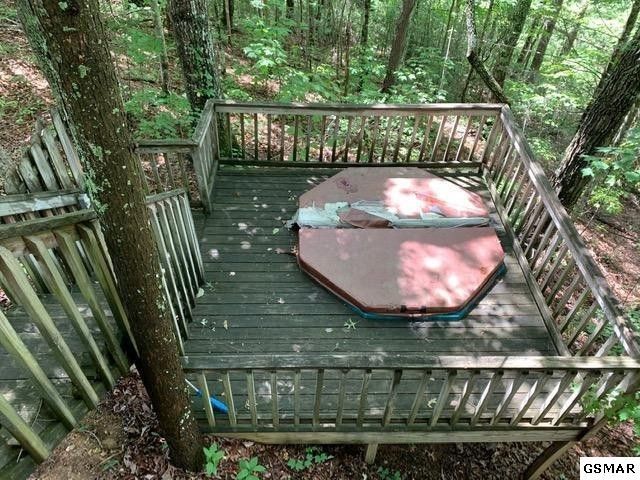 2450 Wildflower Ln, Sevierville, TN 37876