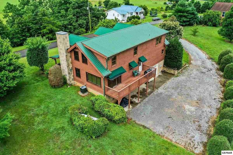 3114 J H Headrick, Sevierville, TN 37862