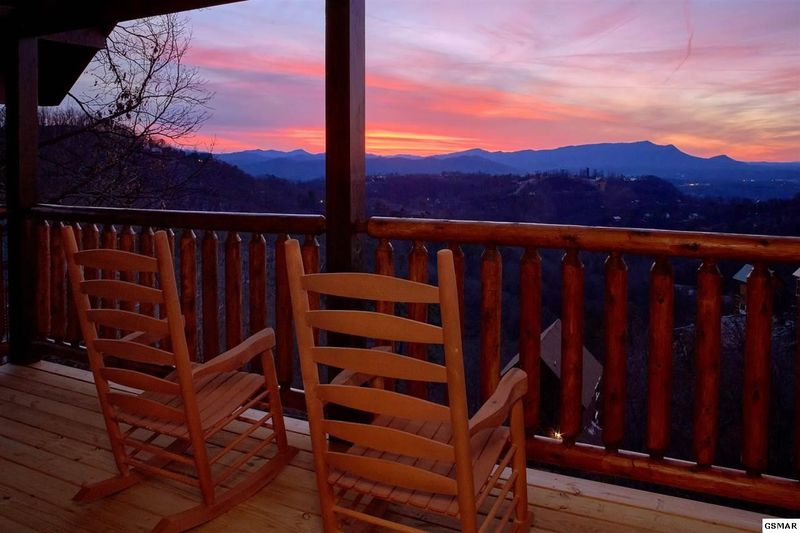2320 Fox Berry Way #PANORAMICVIEWS, Sevierville, TN 37876