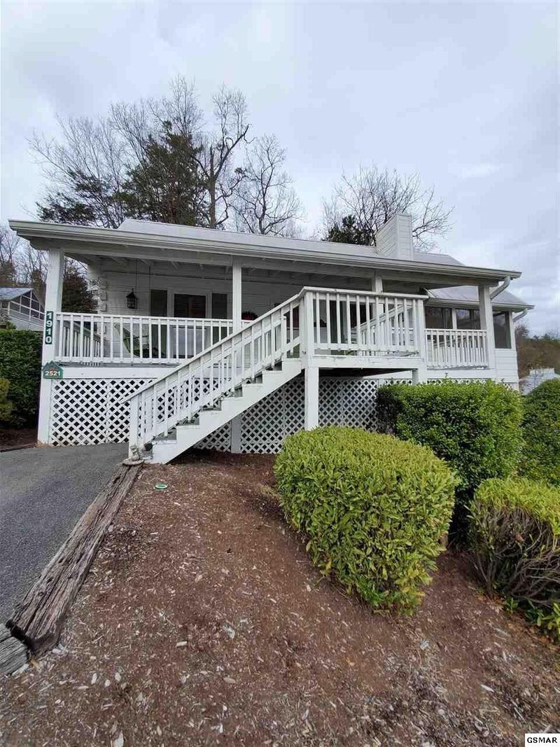 1910 Misty Morning Way, Sevierville, TN 37862