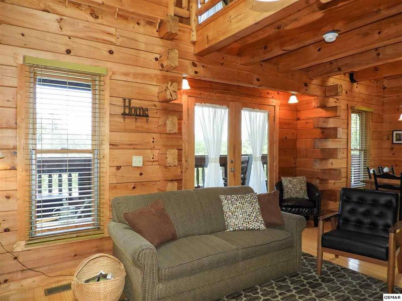 1001 Walini Way, Sevierville, TN 37862