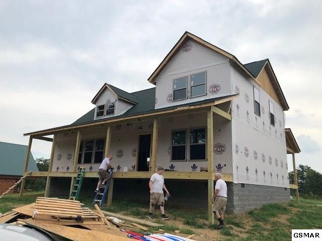 2733 Dayne Dr, Sevierville, TN 37862
