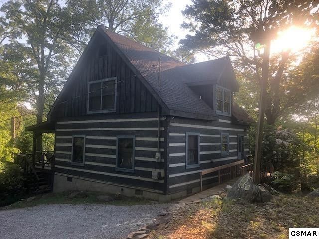 2214 Red Bud Rd, Sevierville, TN 37876