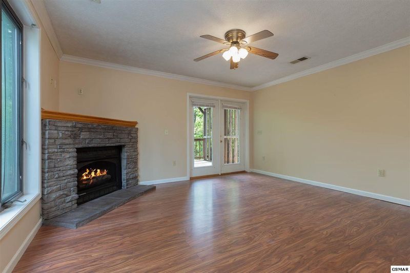 1070 Alpine Dr #101, Sevierville, TN 37876