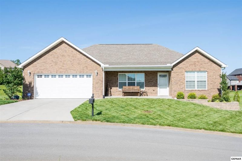 1908 Canyon Rd, Sevierville, TN 37862