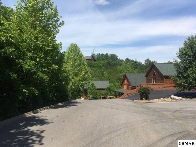 660 Stockton Dr, Sevierville, TN 37862