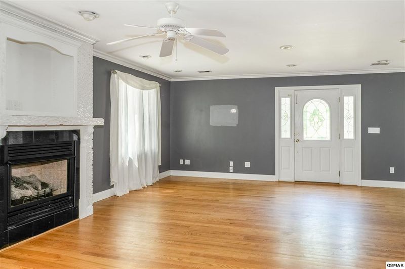 1267 Beechview Dr, Sevierville, TN 37862