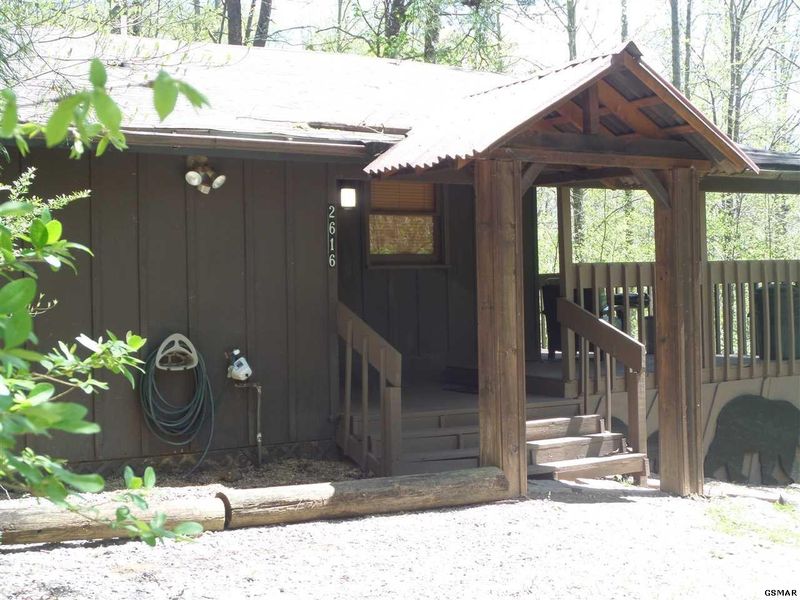2616 Hawks View Trl, Sevierville, TN 37876