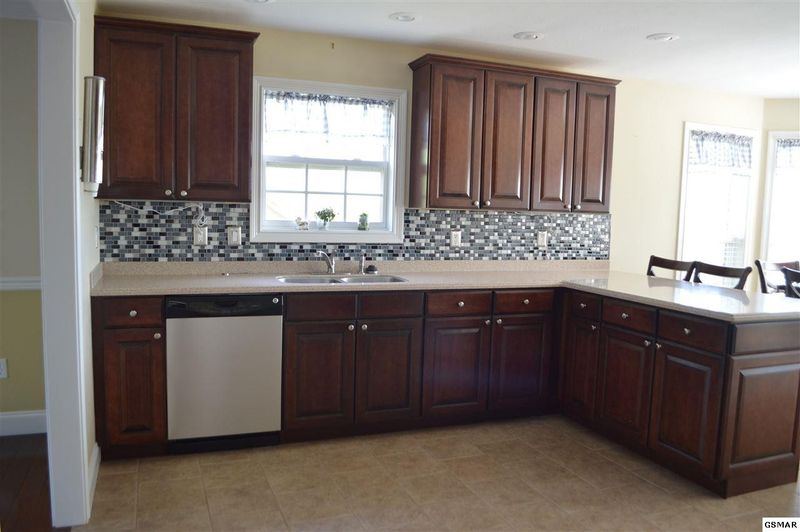 1454 Benjamin, Sevierville, TN 37876