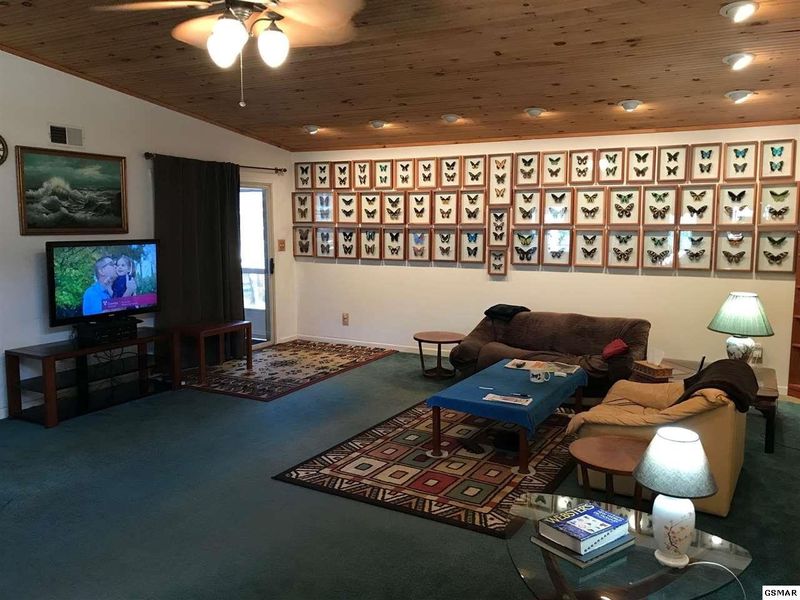 3105 Valley Home Rd, Sevierville, TN 37862