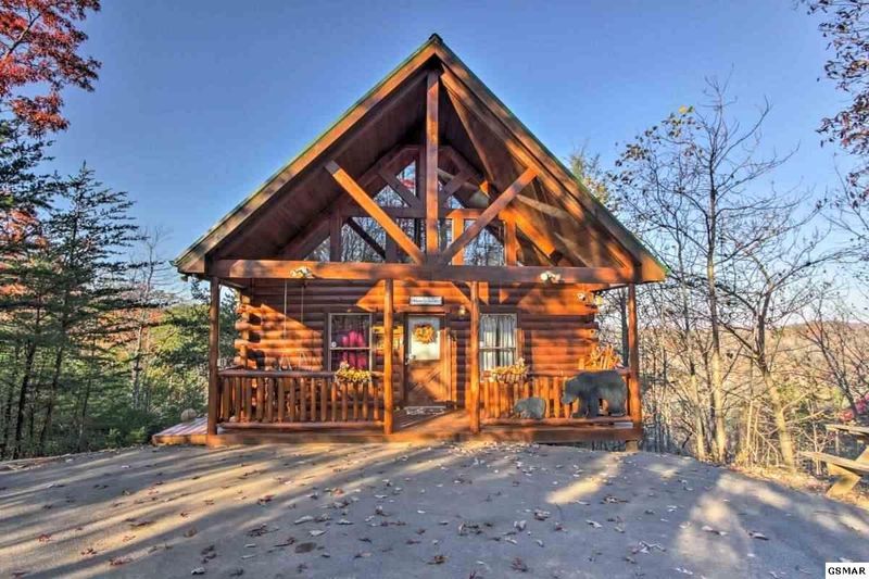 2640 Piney Dr, Sevierville, TN 37876
