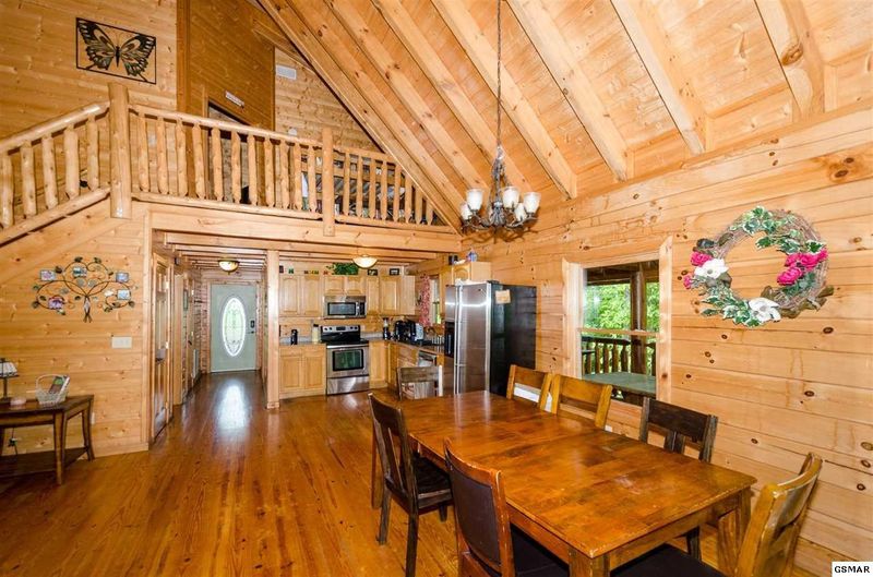 3220 Emerald Spring Loop #LIGHTNINGBUGLODGE, Sevierville, TN 37862