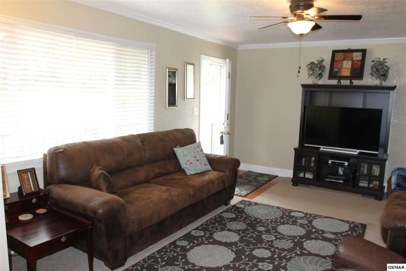605 Ford Valley Rd, Knoxville, TN 37920
