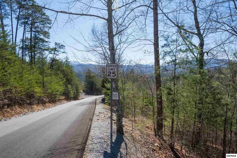 10 Summit Trails Dr Lot 10, Sevierville, TN 37862