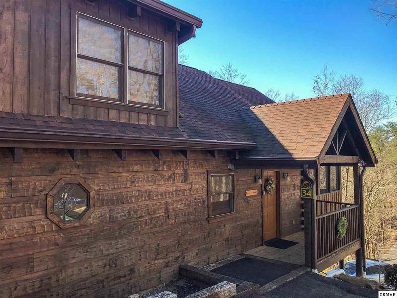 237 Cherokee Path Way #CABIN34, Sevierville, TN 37876