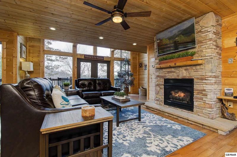 1350 Parkview Vista Way #APPALACIANLODGE, Sevierville, TN 37863