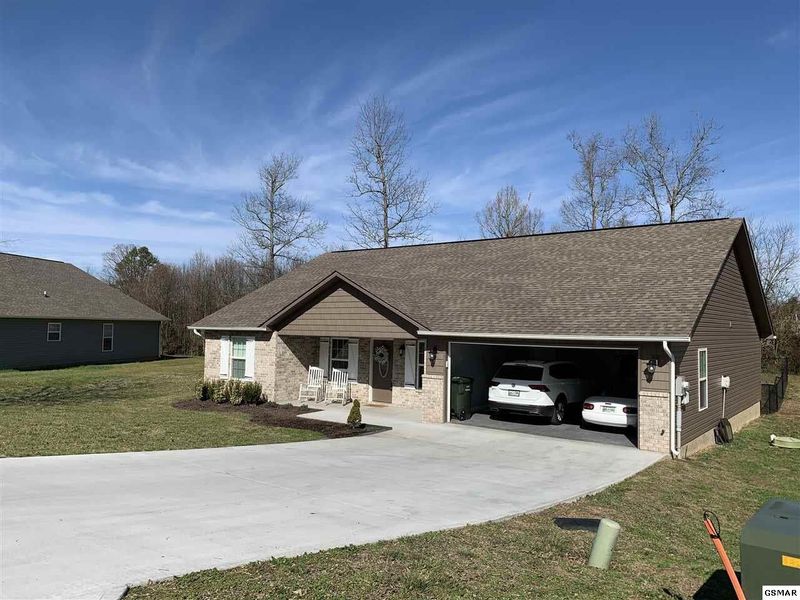2239 Murphys Chapel Dr, Sevierville, TN 37876