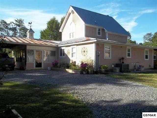 194 Manning Ridge Dr, Sevierville, TN 37876