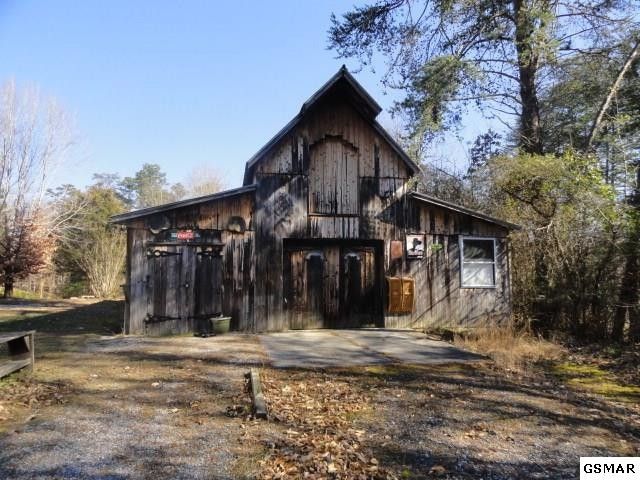 194 Manning Ridge Dr, Sevierville, TN 37876