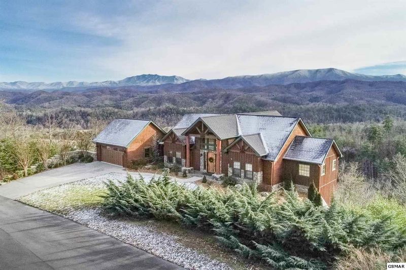 3060 Misty Bluff, Sevierville, TN 37862