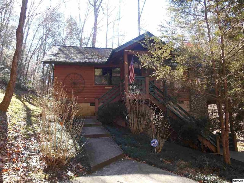 859 Cabin Creek Way, Sevierville, TN 37862