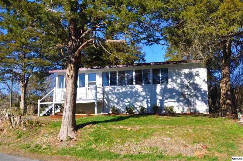 1578 Parrotts Chapel Rd, Sevierville, TN 37876