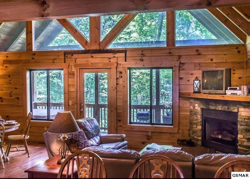 2625 Whippoorwill Hill Way, Sevierville, TN 37862