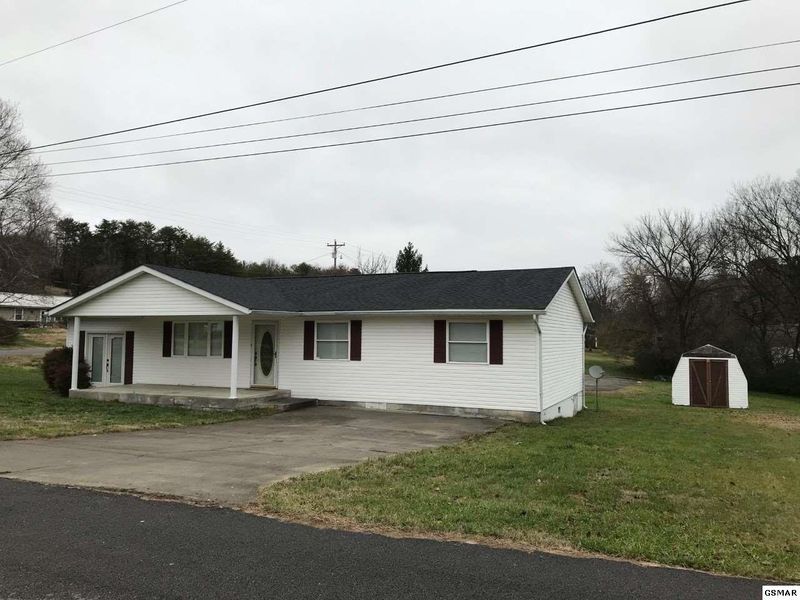 616 Kings Row, Sevierville, TN 37862