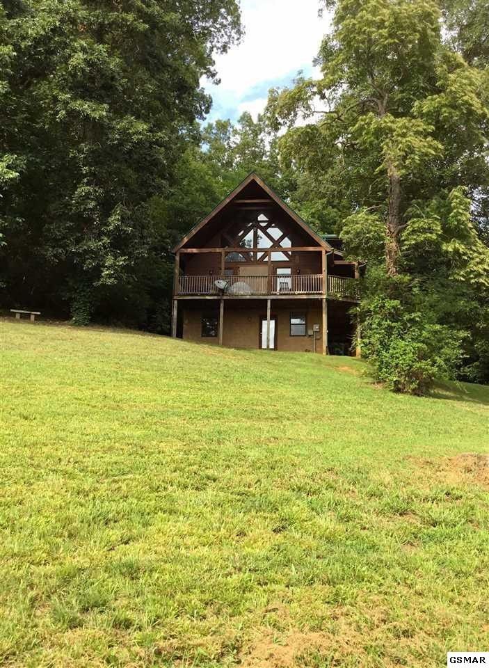 1150 Loop Rd, Sevierville, TN 37876