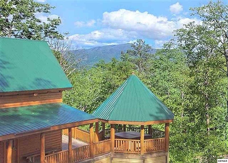 4186 Burning Tree Ln, Sevierville, TN 37862