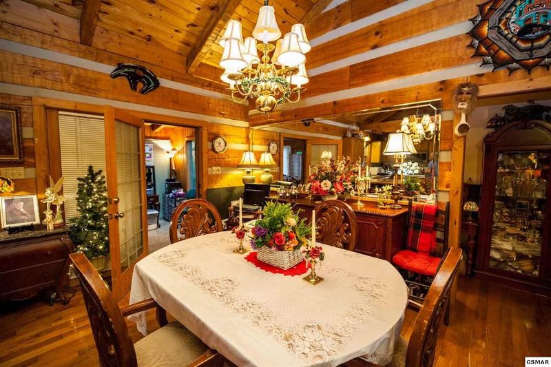 3103 Valley Home Rd, Sevierville, TN 37862