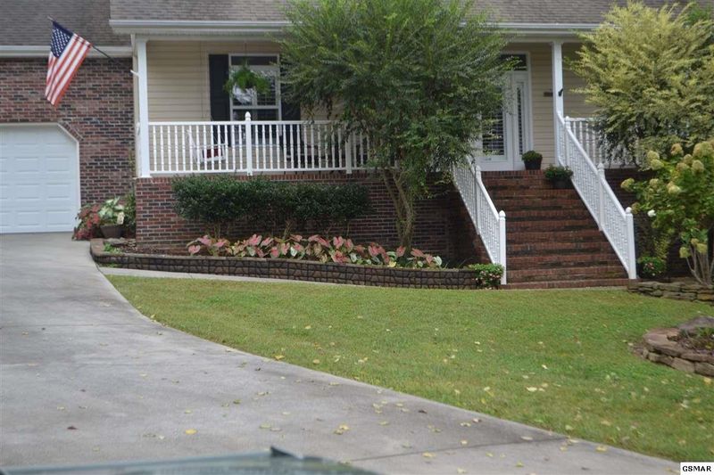 2528 Lees Pa #SHACONAGE, Sevierville, TN 37876