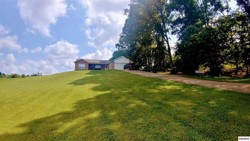 4158 Pea Ridge Rd, Maryville, TN 37804