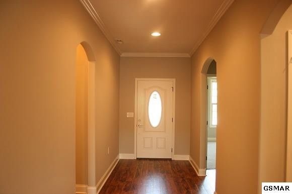 2246 Boulder Crest Ln, Sevierville, TN 37876