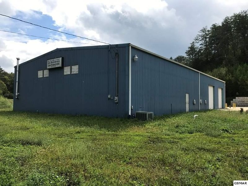 1260 New Era Rd, Sevierville, TN 37862