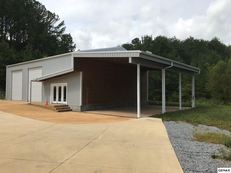 1260 New Era Rd, Sevierville, TN 37862