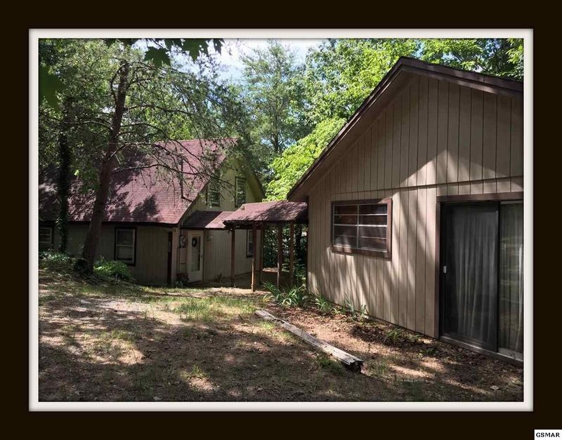 2969 Pine Haven Dr, Sevierville, TN 37862