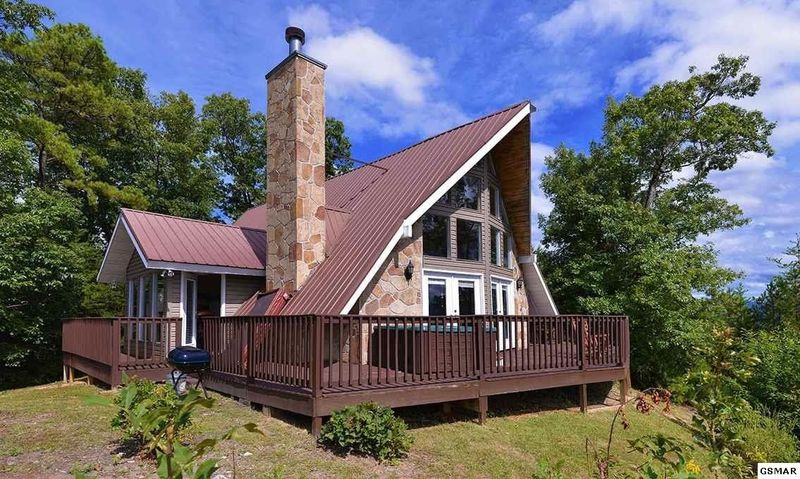 1949 Timber Ridge Way, Sevierville, TN 37876