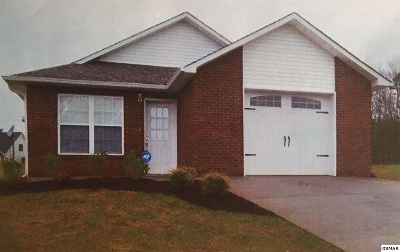 1722 Watauga St, Sevierville, TN 37876