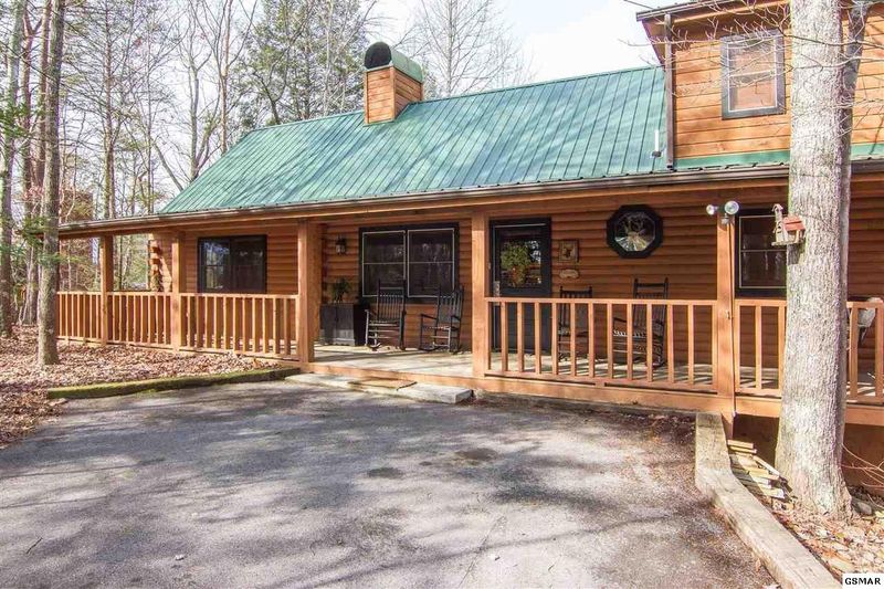 1521 Dawn Ln #STAGSLEAP, Sevierville, TN 37876