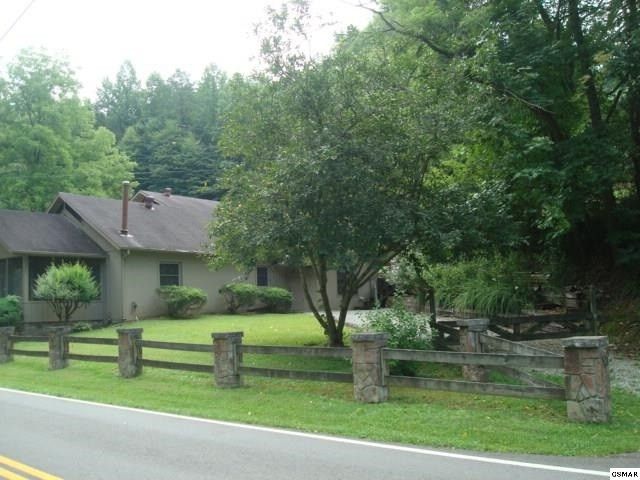 4190 Pittman Center Rd, Sevierville, TN 37876