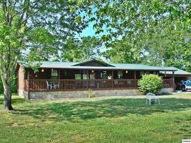 2021 River Meadows Dr, Sevierville, TN 37876